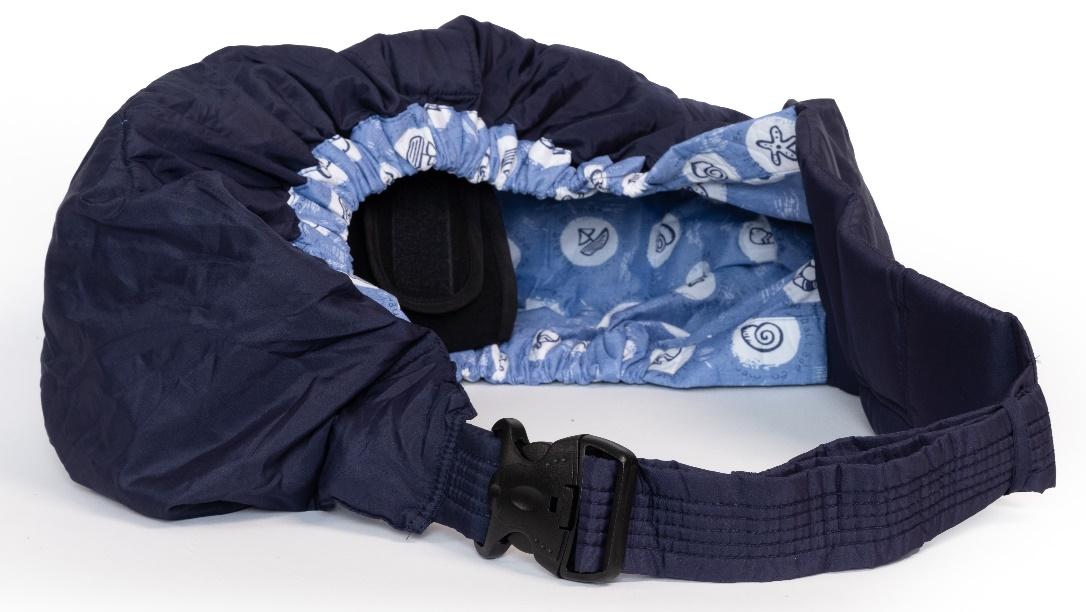 Bandolera portabebés de Brottfor con tela interior de estampado azul