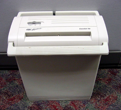 GBC Shredmaster 75X-2 paper shredders