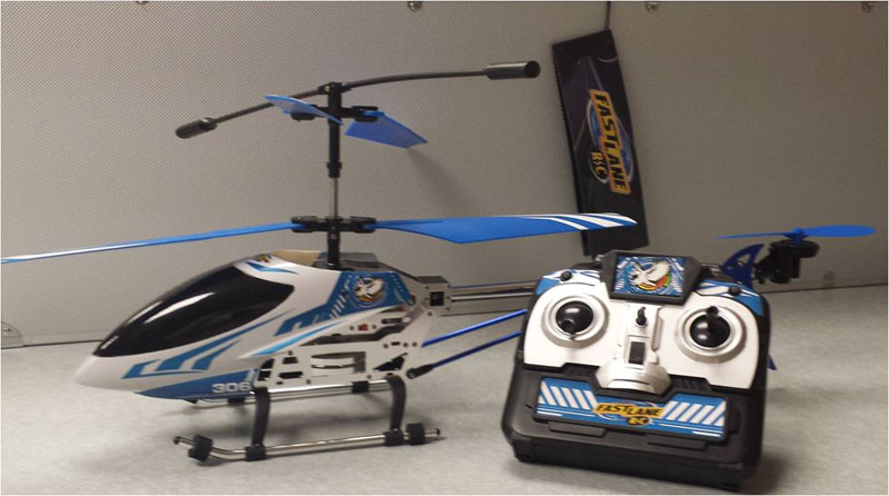 Remote-controlled 3 channel helicopters