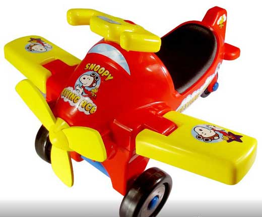 Peanuts Flying Ace Ride-On Toys