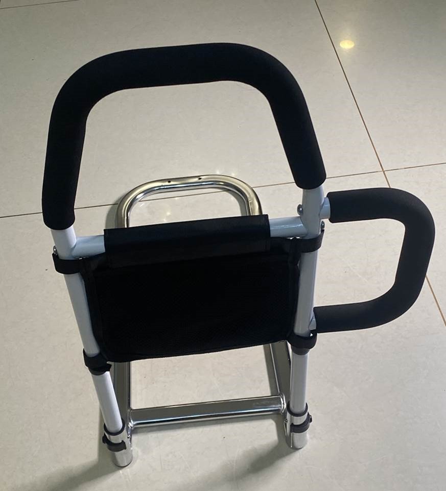 LEACHOI Adult Portable Bed Rails Recalled Due to Risk of Serious Injury or Death from Entrapment and Asphyxiation; Violates Mandatory Standard for Adult Portable Bed Rails; Sold on Amazon by LEACHOI