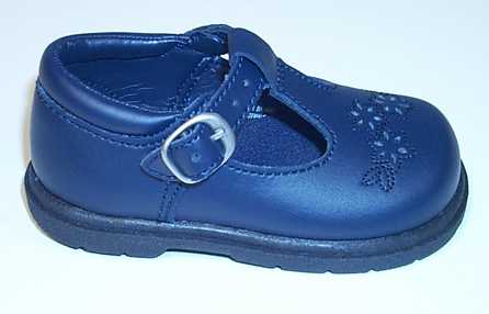 Munchkin T-Strap girls' shoes