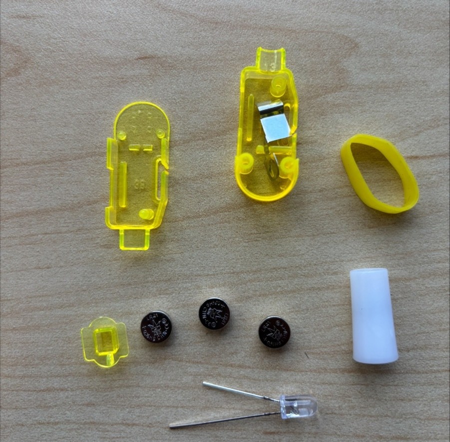 Recalled POPOOO finger lights have three internal button cell batteries that power Jungle Safari character projections