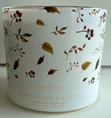 Recalled Taylor and Finch 6-Wick Scented Candles (Cedarwood & Clove)