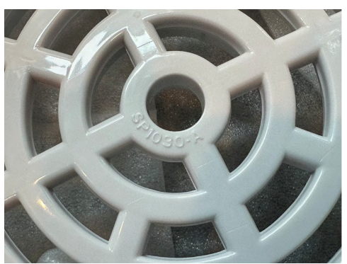 Model “SP1030-A” is molded on the Lanyitongke pool drain cover.
