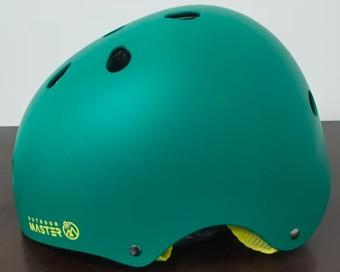 “Outdoor Master” is printed on the front and back of the helmet.