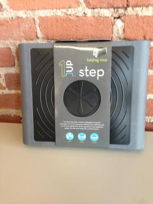 1UP Step folding step stool with product packaging