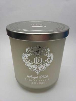 DD brand 13-ounce Holiday candle