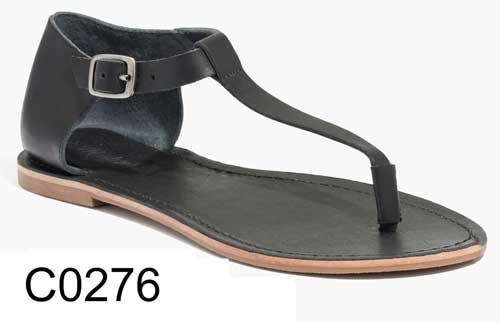 Sightseer T-Strap Thong Sandal in Black Leather