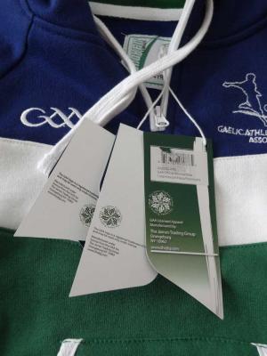 hang tag and sewn label