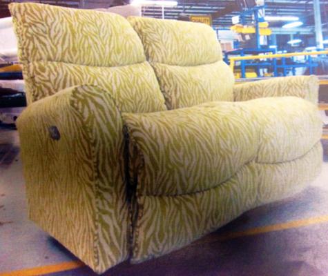 32P PowerReclineXRw Loveseats