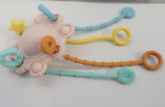 Recalled Pull & Chew Montessori Teething Toy (pink)