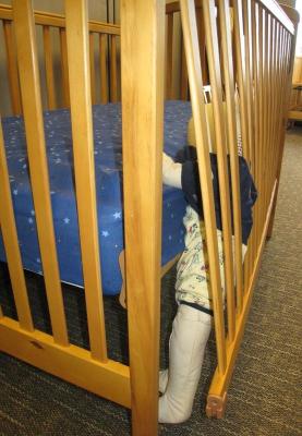 Recalled Crib and entrapment hazard