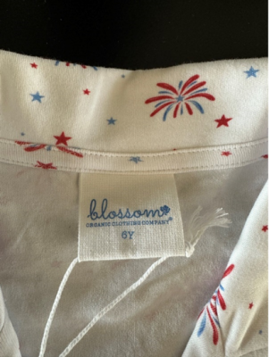 “Blossom” and the size are printed on the sewn-in neck label