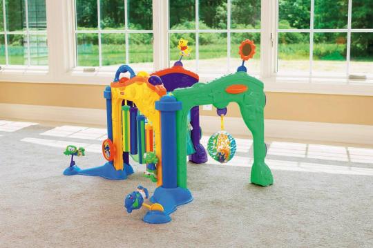 Recalled Baby Gymtastics™ Play Wall, model H5704