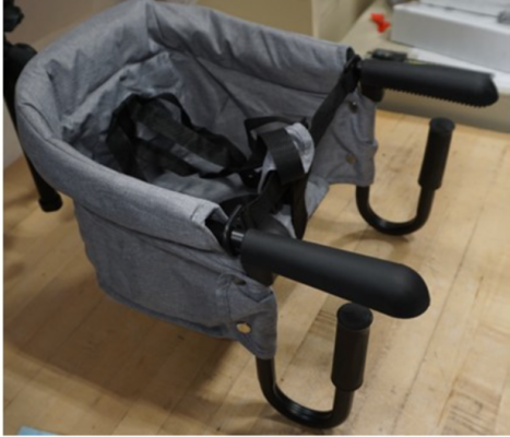 Violative PandaEar Portable Hook-On Chair