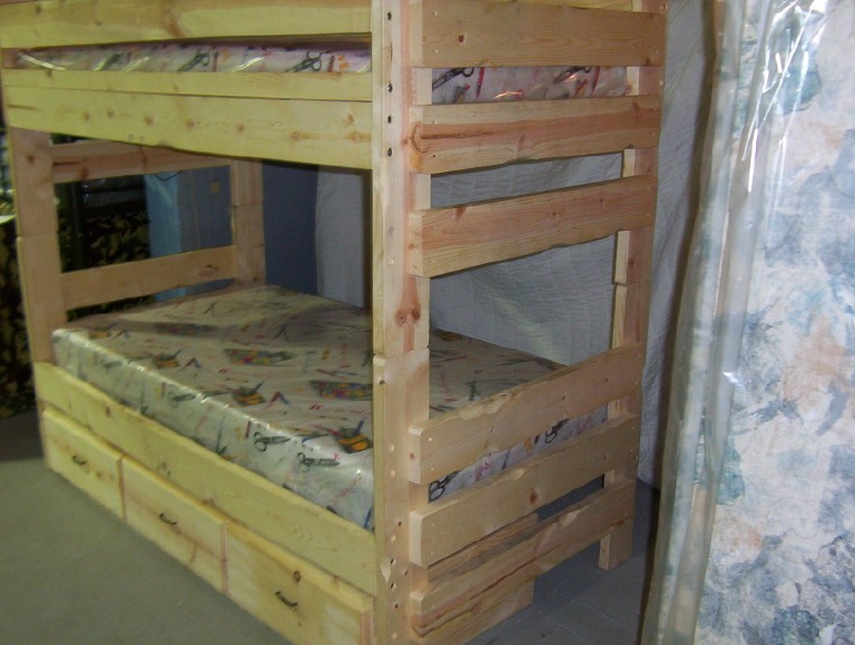 Wooden bunk beds: Twin/Twin, Twin/Double, and Loft Bunk
