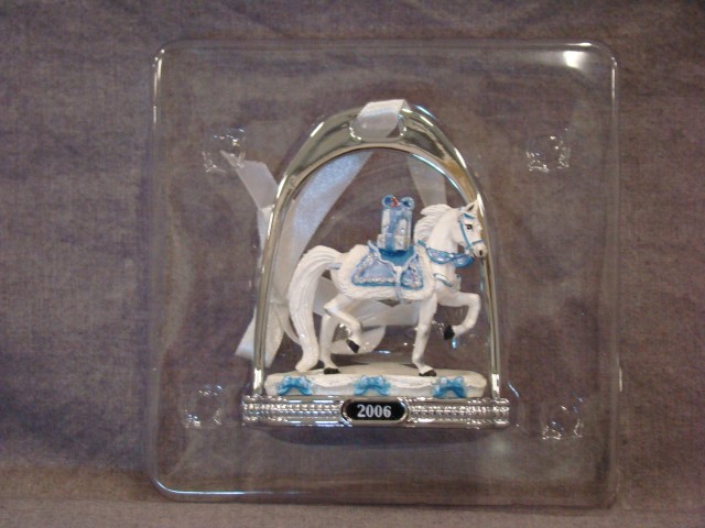 Picture of Recalled Breyer 2006 Stirrup Ornament