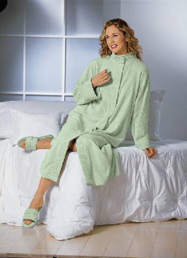 Picture of Recalled Full Length Women's Chenille Robe