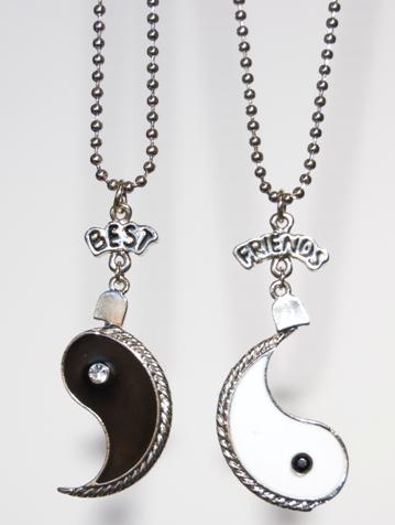 Picture of Recalled Best Friends Yin Yang Necklaces Sets