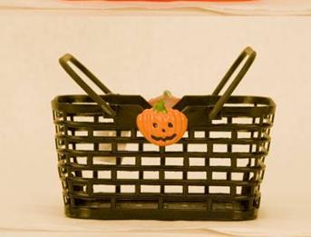 Picture of Recalled Halloween-Themed Basket
