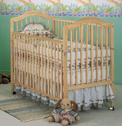 Picture of Recalled Fisher-Price logo Emerald Crib