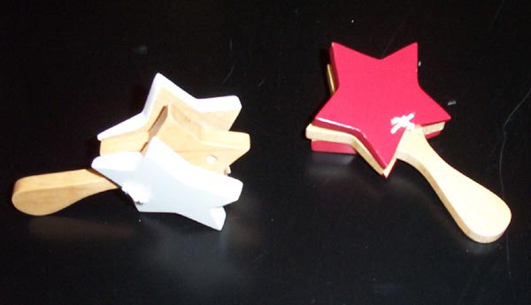 Picture of wooden Star shaped Clackers