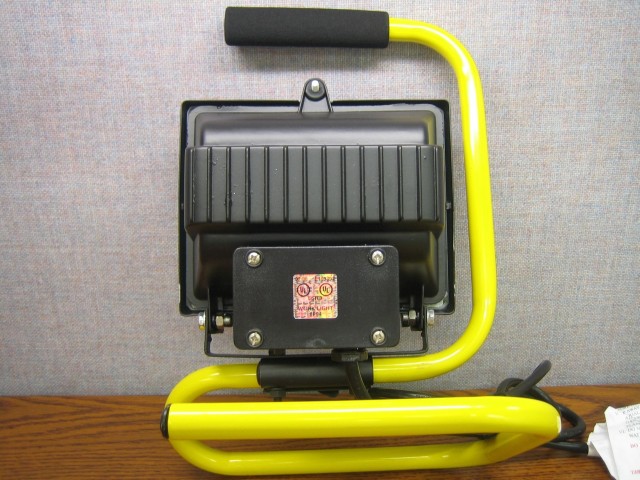 Picture of the Back of the Recalled Halogen Work Lamp